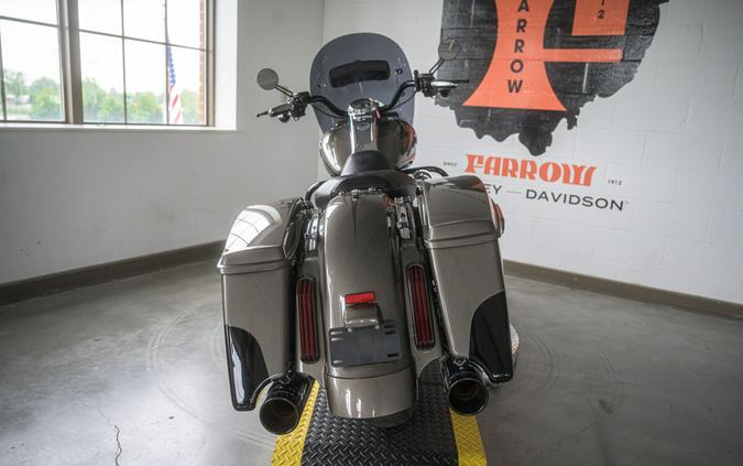 2014 Harley-Davidson CVO Road King FLHRSE5