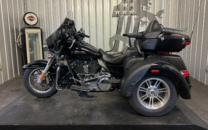 2018 Harley-Davidson TRI GLIDE ULTRA CLASSIC