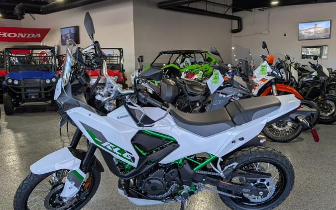 2026 Kawasaki KLE 500 SE ABS Pearl Blizzard White - AA7279