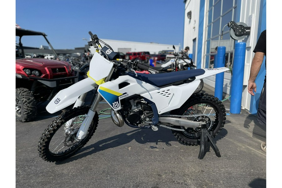 2025 Husqvarna Motorcycles TC300