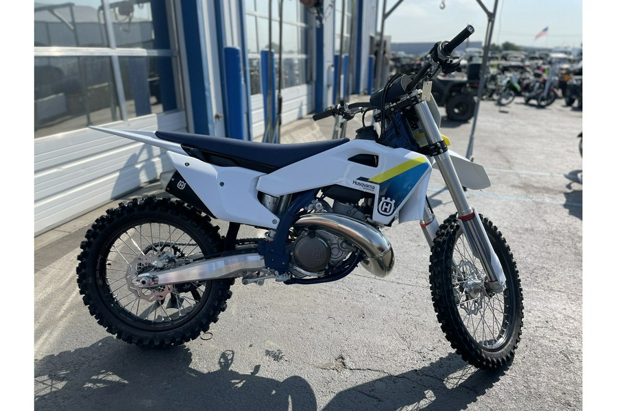 2025 Husqvarna Motorcycles TC300