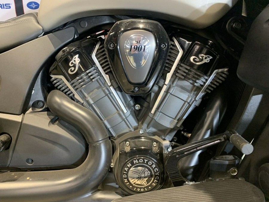 2023 Indian Pursuit Dark Horse with Premium Package Silver Qua