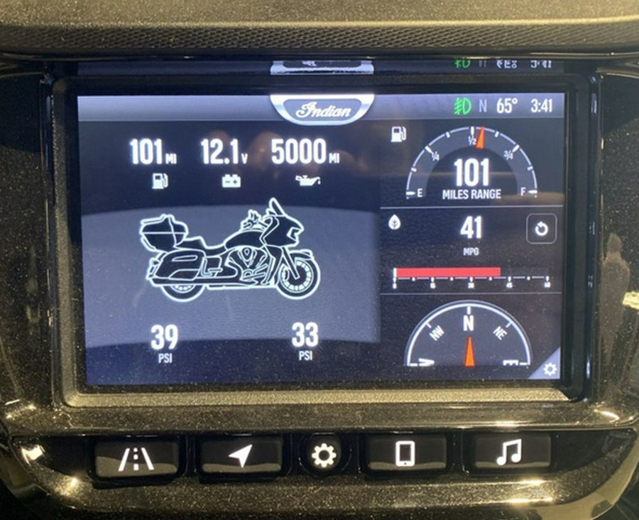 2023 Indian Pursuit Dark Horse with Premium Package Silver Qua