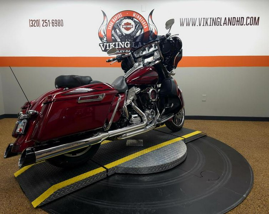 2017 Harley-Davidson® FLHXS - Street Glide® Special