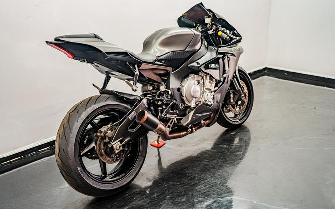 2016 Yamaha Motor Corp., USA YZF-R1S