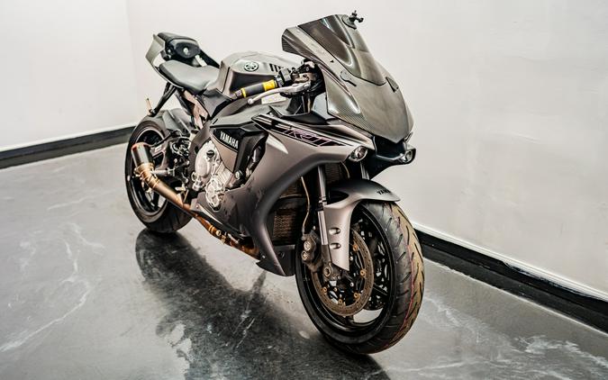 2016 Yamaha Motor Corp., USA YZF-R1S