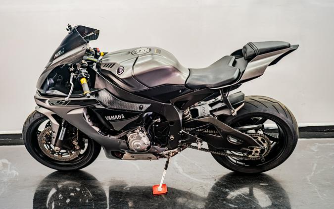 2016 Yamaha Motor Corp., USA YZF-R1S