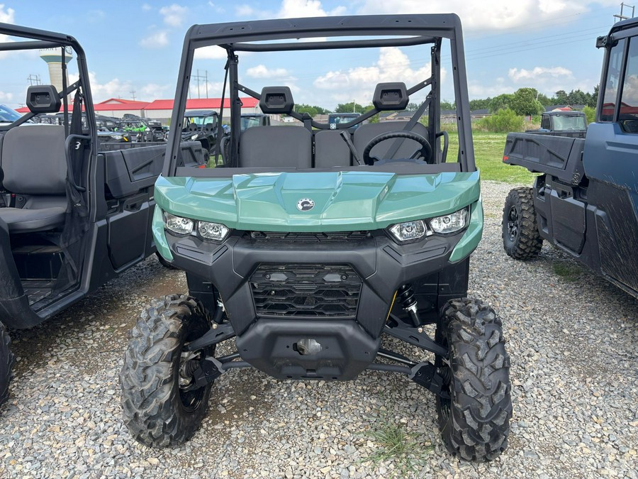 2026 Can-Am Defender 6X6 DPS HD10