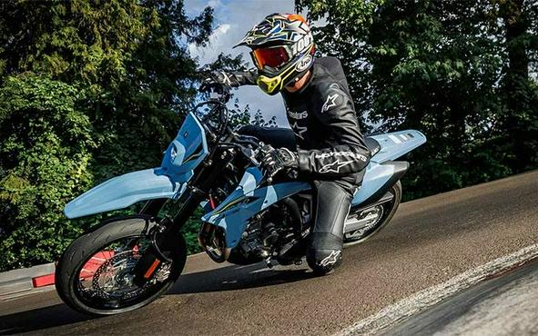 2026 Suzuki DR-Z4SM