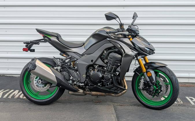 2026 Kawasaki Z1100 SE ABS Metallic Matte Graphenesteel Gray/Metallic Matte Carbon Gray - 000008