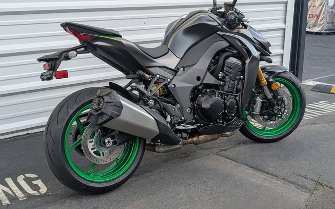 2026 Kawasaki Z1100 SE ABS Metallic Matte Graphenesteel Gray/Metallic Matte Carbon Gray - 000008