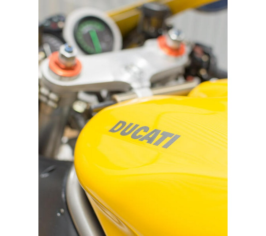 2001 Ducati 748