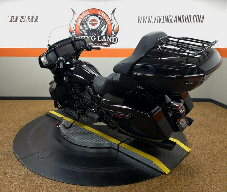 2026 Harley-Davidson® FLHXL - Street Glide® Limited