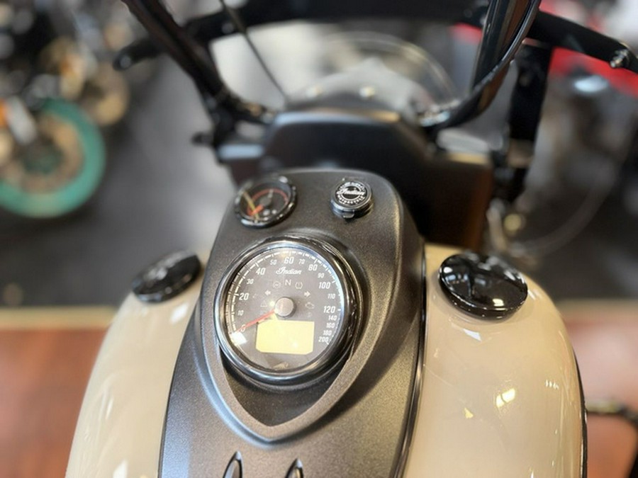 2023 Indian Springfield Dark Horse Quartz Gray