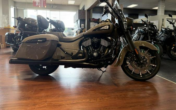 2023 Indian Springfield Dark Horse Quartz Gray