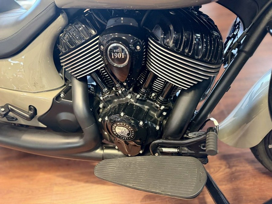 2023 Indian Springfield Dark Horse Quartz Gray