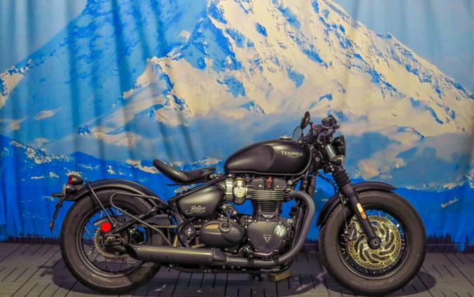 2019 Triumph Bonneville Bobber Black Matt Jet Black