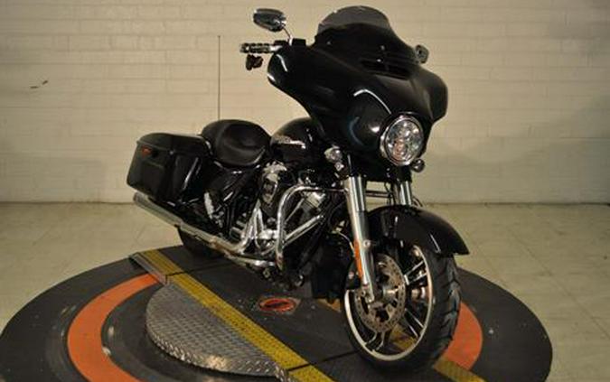 2017 Harley-Davidson Street Glide® Special