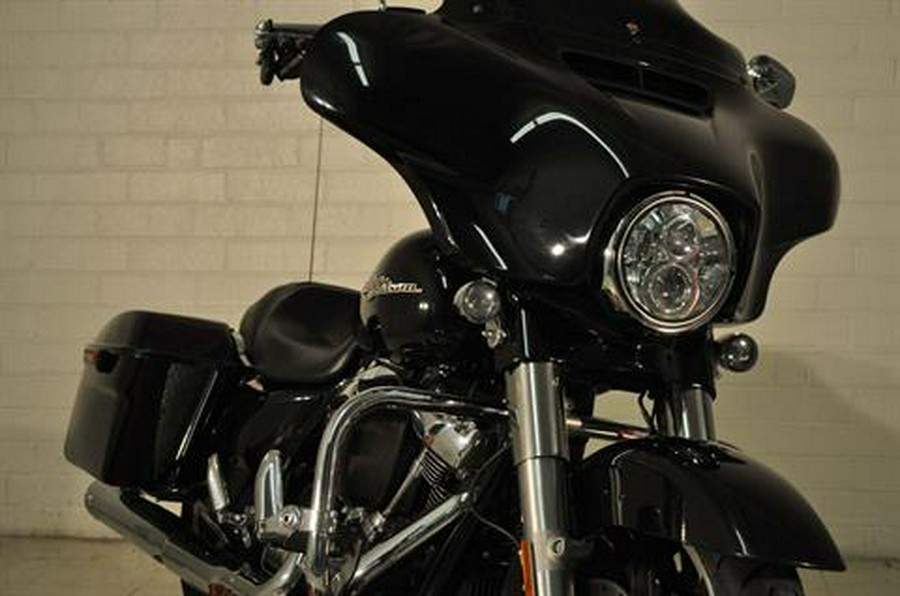 2017 Harley-Davidson Street Glide® Special