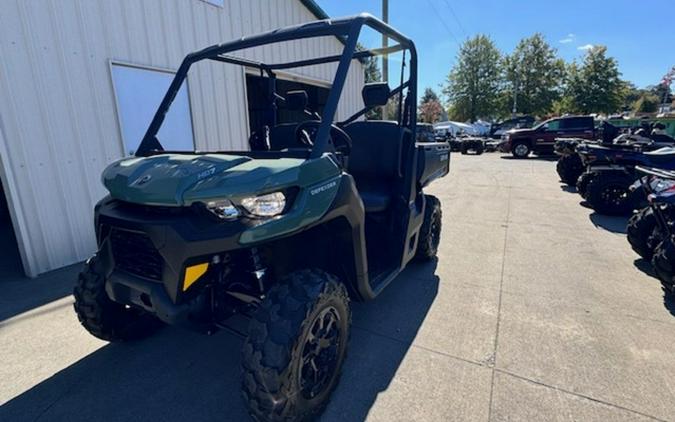 2025 Can-Am Defender DPS HD9 Compass Green