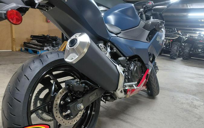 2026 Kawasaki Ninja® 500 ABS