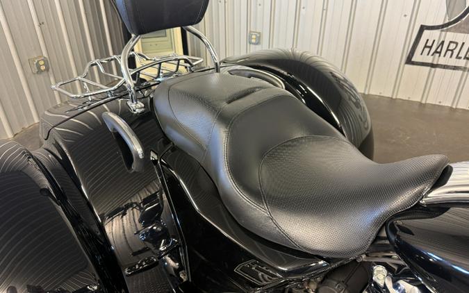2017 Harley-Davidson FREEWHEELER