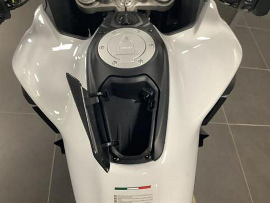 2023 Ducati Multistrada V4 S Travel & Radar