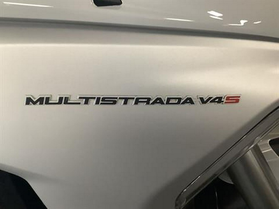 2023 Ducati Multistrada V4 S Travel & Radar