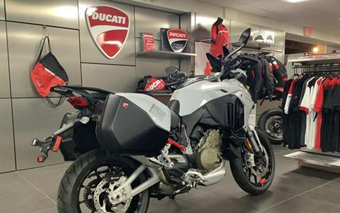 2023 Ducati Multistrada V4 S Travel & Radar