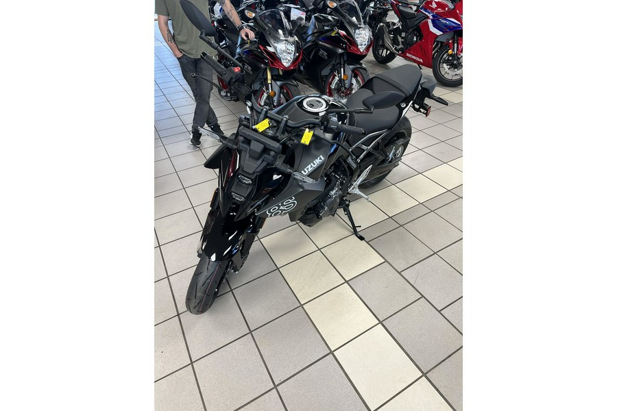 2026 Suzuki GSX 8S