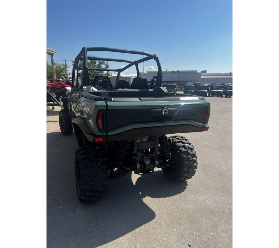 2025 Can-Am Commander MAX DPS 1000R