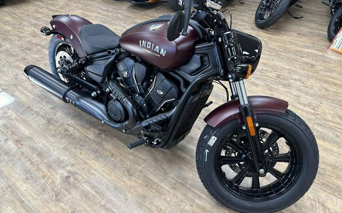 2026 Indian Scout Bobber Maroon Metallic Smoke