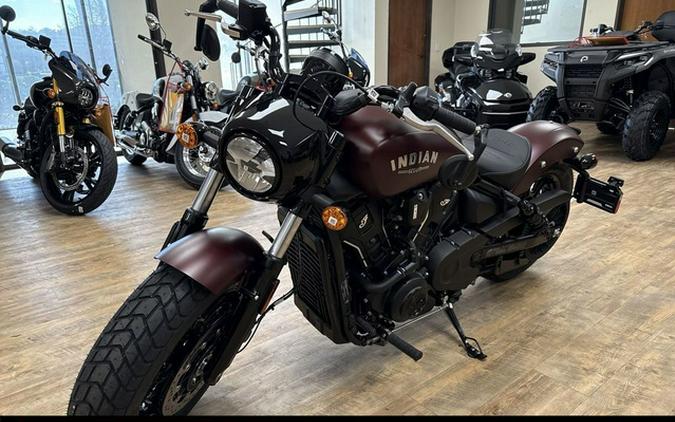 2026 Indian Scout Bobber Maroon Metallic Smoke