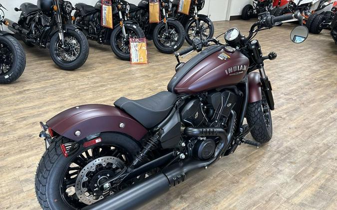 2026 Indian Scout Bobber Maroon Metallic Smoke