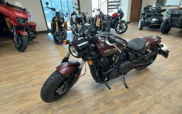 2026 Indian Scout Bobber Maroon Metallic Smoke