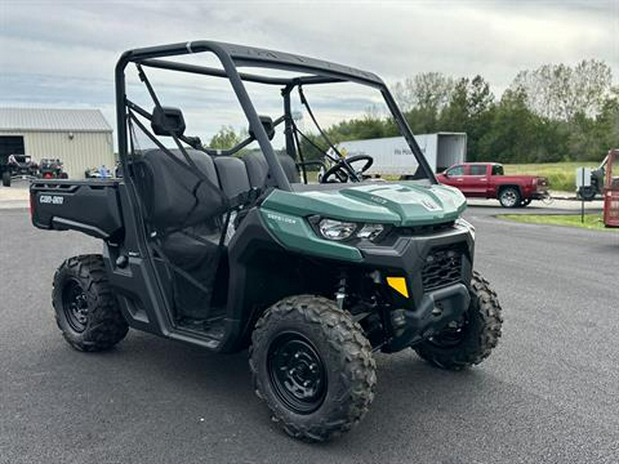 2025 Can-Am Defender HD7