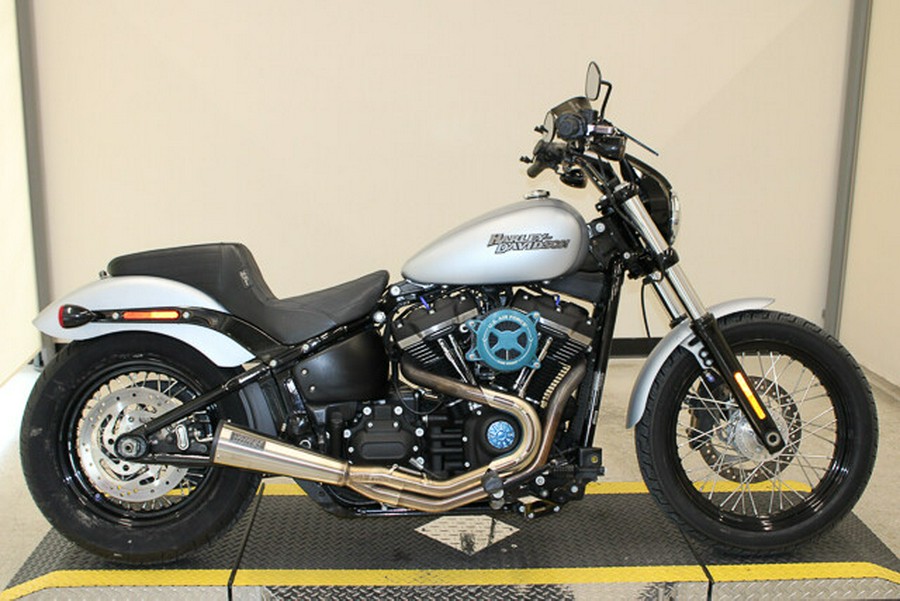 Used 2020 Harley-Davidson Softail Street Bob FXBB Motorcycle For Sale In Miami, Florida