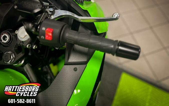 2026 Kawasaki Ninja® 500 Base