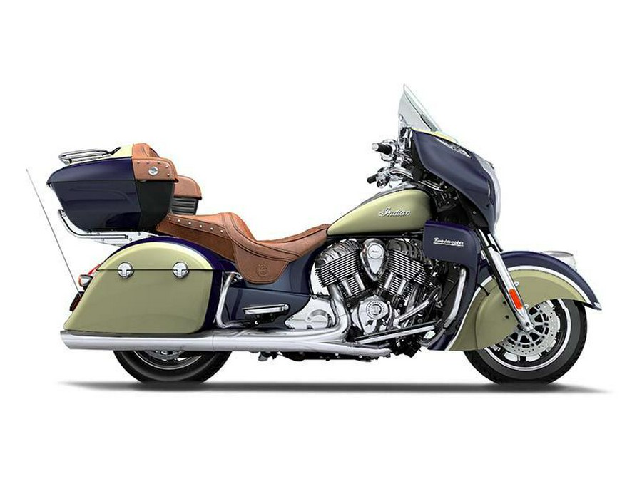 2016 Indian Motorcycle® Roadmaster® Springfield Blue and Ivory Cream