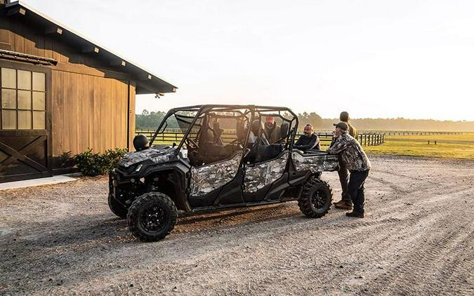 2025 Honda PIONEER 1000-6 DELUXE CREW