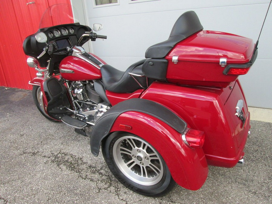 2021 Harley-Davidson® FLHTCUTG - Tri Glide® Ultra
