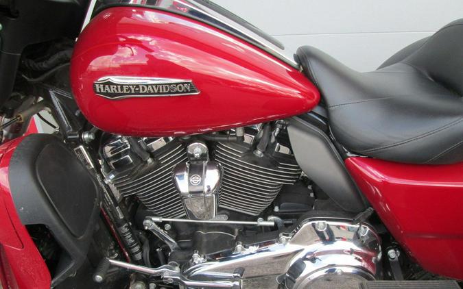 2021 Harley-Davidson® FLHTCUTG - Tri Glide® Ultra