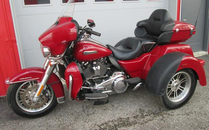 2021 Harley-Davidson® FLHTCUTG - Tri Glide® Ultra