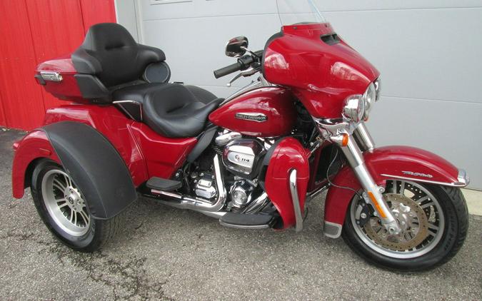 2021 Harley-Davidson® FLHTCUTG - Tri Glide® Ultra
