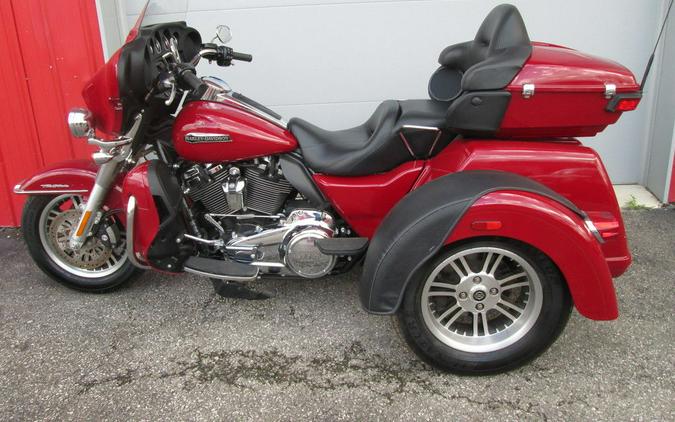 2021 Harley-Davidson® FLHTCUTG - Tri Glide® Ultra