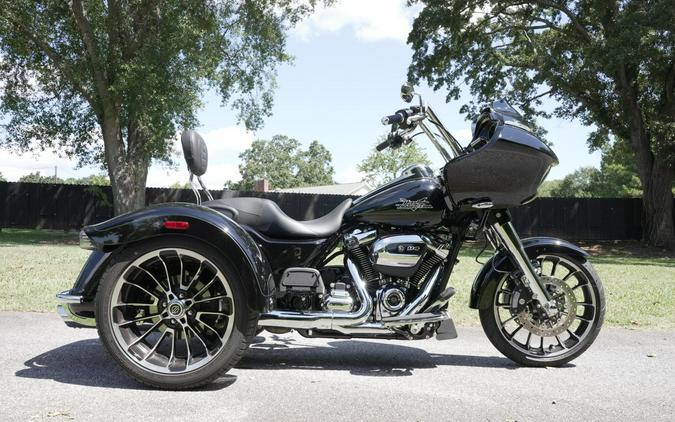 FLTRT 2023 Road Glide 3