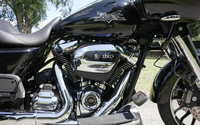 FLTRT 2023 Road Glide 3