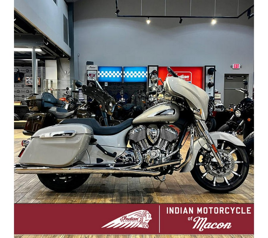 2022 Indian Motorcycle® Chieftain® Limited Silver Quartz Metallic