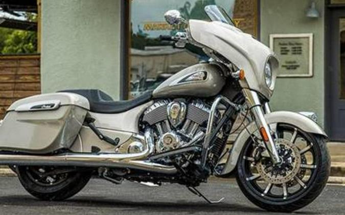 2022 Indian Motorcycle® Chieftain® Limited Silver Quartz Metallic