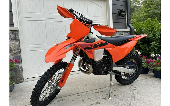 2025 KTM DEMO 250 XC